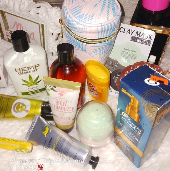 NEW 15 ITEM SELF CARE SET - Picture 5 of 5